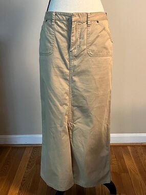 Old Navy Khaki Straight-Leg Chinos - Light Tan, size 10, great summer skirt